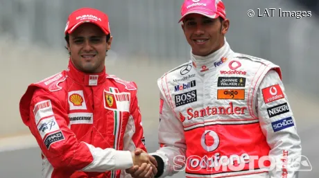 Hamilton y Massa en Interlagos