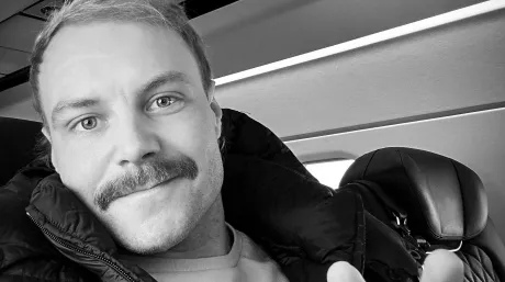 El culo de Bottas recauda más de 130.000 euros para Movember - SoyMotor.com