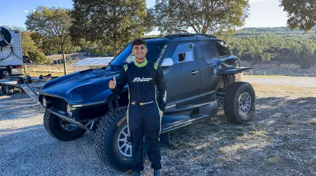 Pau Navarro, al Dakar 2024 con un Mini JCW Rally Plus - SoyMotor.com