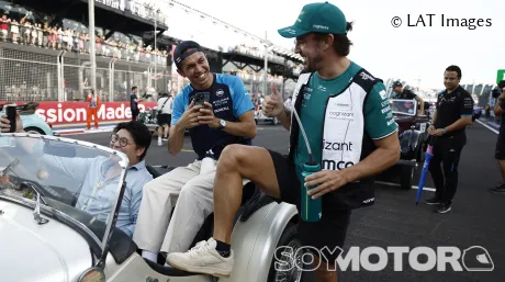 ¿Por qué Fernando Alonso "es un chico 'top'" para Alexander Albon? - SoyMotor.com