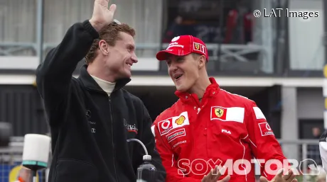 David Coulthard y Michael Schumacher en Spa 2004