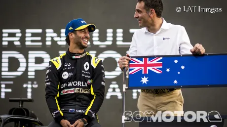 Daniel Ricciardo y Cyril Abiteboul en Australia