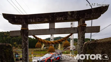 Thierry Neuville en Japón