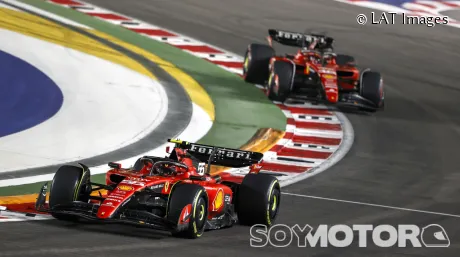 Sainz y Leclerc en Singapur