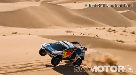 Dakar 2024, Etapa 5: Al-Attiyah va a por todas en el 'Empty Quarter' y Sainz pierde nueve minutos - SoyMotor.com