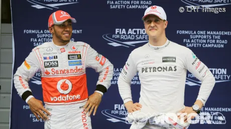 Lewis Hamilton y Michael Schumacher en China 2012