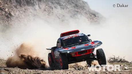 Carlos Sainz en el Dakar 2024