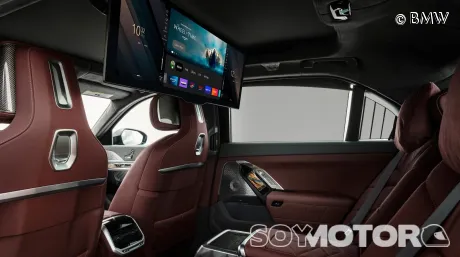 BMW patenta un sistema para evitar el mareo mientras se mira una pantalla - SoyMotor.com