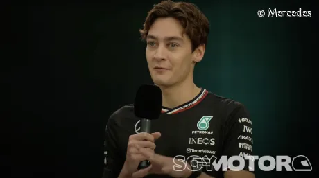 George Russell en la presentación del W15