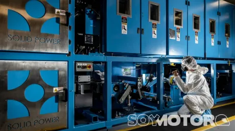 Creación de baterías de estado sólido en Solid Power - SoyMotor.com