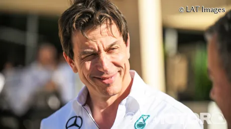 Toto Wolff en la primera jornada de test en Baréin