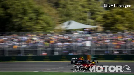 Charles Leclerc y Sergio Pérez en el Gran Premio de Australia