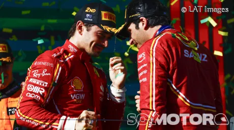 Carlos Sainz y Charles Leclerc celebrando el doblete de Australia