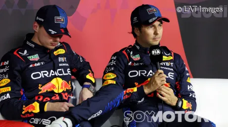 Max Verstappen y Sergio Pérez en Yeda