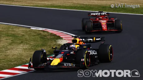 Verstappen y Leclerc en Japón