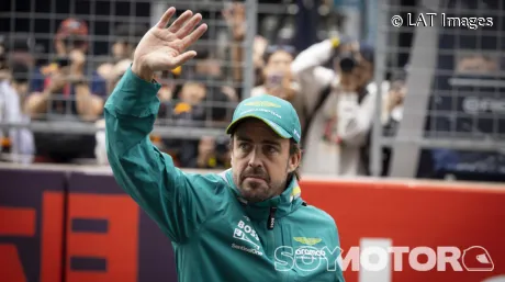 Fernando Alonso durante la celebración del GP de China de F1 esta temporada