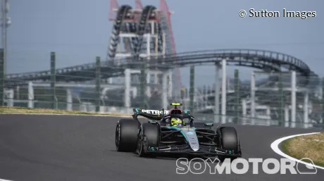 Lewis Hamilton durante la carrera del Gran Premio de Japón