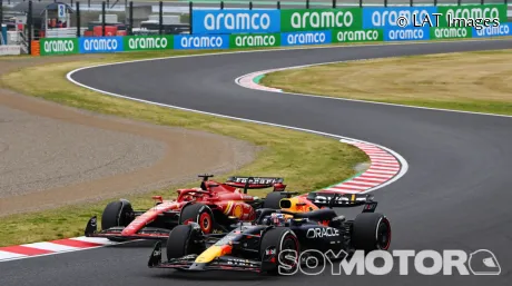 Charles Leclerc y Max Verstappen en la primera sesión del Gran Premio de Japón