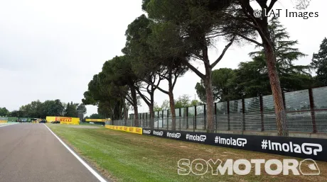 Autódromo Enzo e Dino Ferrari