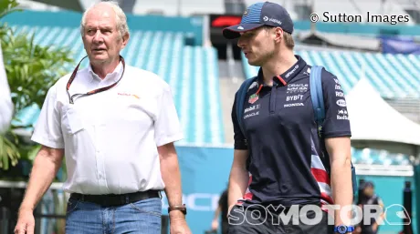 Helmut Marko y Max Verstappen en Miami