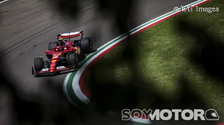Carlos Sainz durante la clasificación en Imola