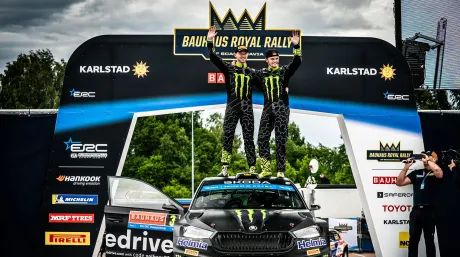 Oliver Solberg se impone en Suecia; Efrén Llarena, decimocuarto - SoyMotor.com