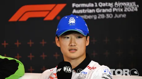 Yuki Tsunoda en la rueda de prensa del GP de Austria