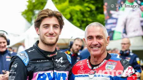 Jack Doohan y Mick Doohan en Goodwood