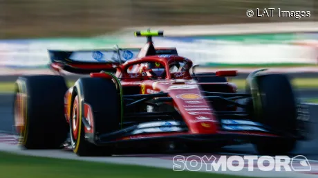 Carlos Sainz, tras un "buen viernes": "Parece que estamos en mejor forma" - SoyMotor.com