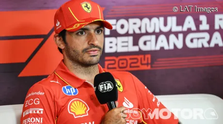 Carlos Sainz en la rueda de prensa del Gran Premio de Bélgica