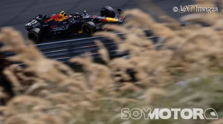 Sergio Pérez durante la clasificación en Zandvoort