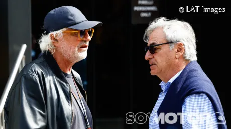 Flavio Briatore y Carlos Sainz Sr. en Barcelona