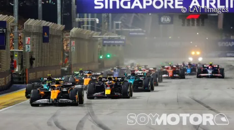 Salida del GP de Singapur F1 2024 - SoyMotor.com