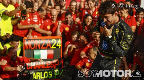 Charles Leclerc celebra con Ferrari su victoria en Monza