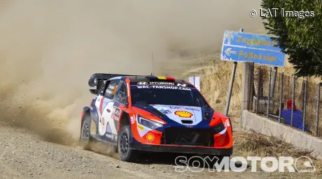 Thierry Neuville en Grecia