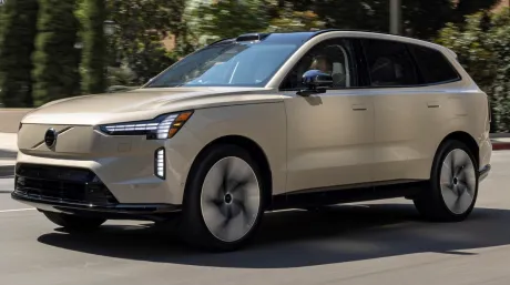 Volvo suaviza sus planes para el coche eléctrico - SoyMotor.com