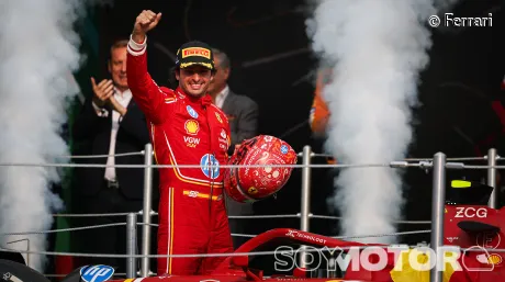 Sainz arrasa en México y Norris evita otro doblete de Ferrari; Verstappen, sancionado por partida doble - SoyMotor.com