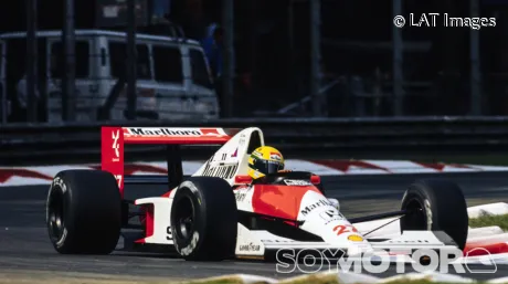 Ayrton Senna con el McLaren MP4/5B en 1990