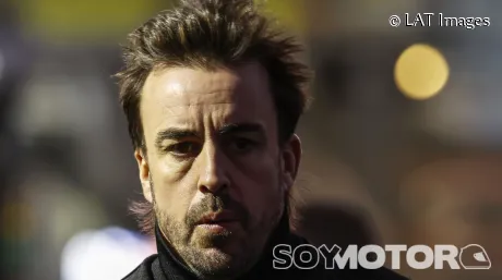 Alonso quiere "acortar" los planes para ganar "carreras y títulos": "Esperemos tener un mejor 2025" - SoyMotor.com