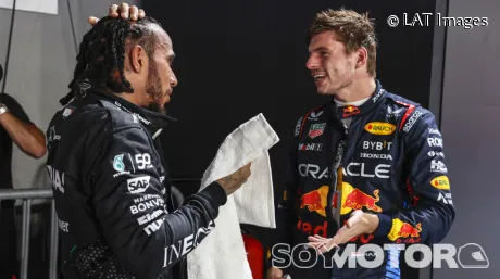 Lewis Hamilton y Max Verstappen en Singapur