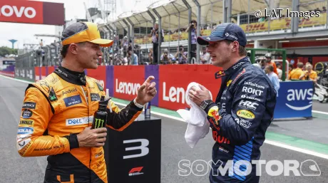 Max Verstappen y Lando Norris en Brasil