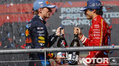 Sainz insiste: no tiene "ningún problema" con Verstappen y la decisión de Red Bull no dependía "sólo de eso" - SoyMotor.com