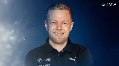 Kevin Magnussen en su primera foto vestido con los colores de BMW