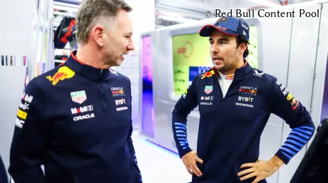 Sergio Pérez y Christian Horner en Catar hace un par de semanas