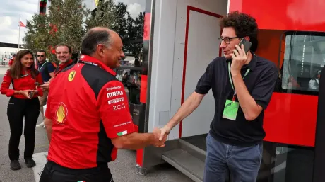 Frédéric Vasseur y Mattia Binotto en Monza