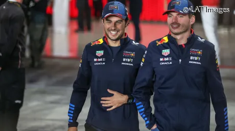 Max Verstappen y Sergio Pérez en Catar