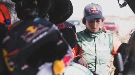 El Dakar de Cristina Gutiérrez se desvanece en la etapa de 48 horas: final muy cruel - SoyMotor.com