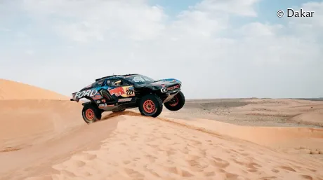 Dakar 2025, Etapa 10: Nani Roma gana y Henk Lategan vuelve a liderar en un día marcado por la estrategia - SoyMotor.com