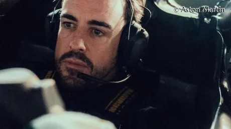 Fernando Alonso en el simulador de Aston Martin