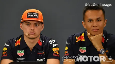 albon-verstappen-belgica-2019-soymotor.jpg